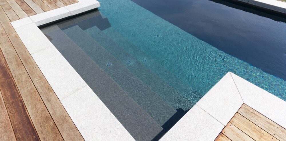 Swimming Pools, Are Tiled Pools Better